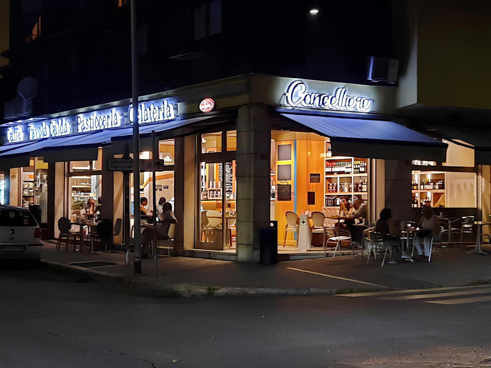 Frank Host Roma Lux , Metro A A 50 M, Simple Check-In Con Codice A Qualsiasi Orario Apartment Exterior photo